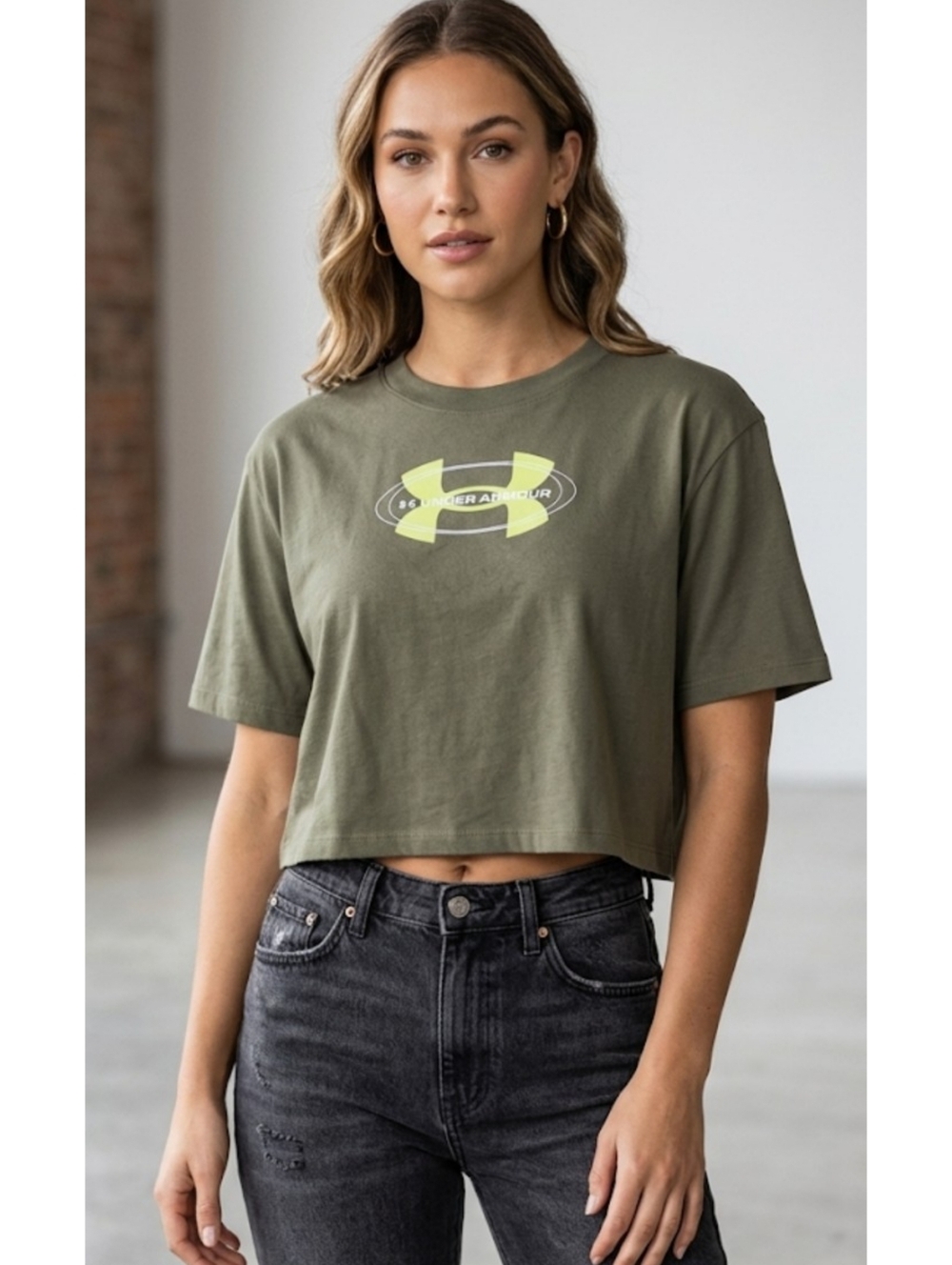 Under Armour Cropped Tee